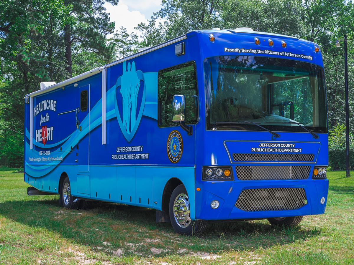 mobile medical vehicle