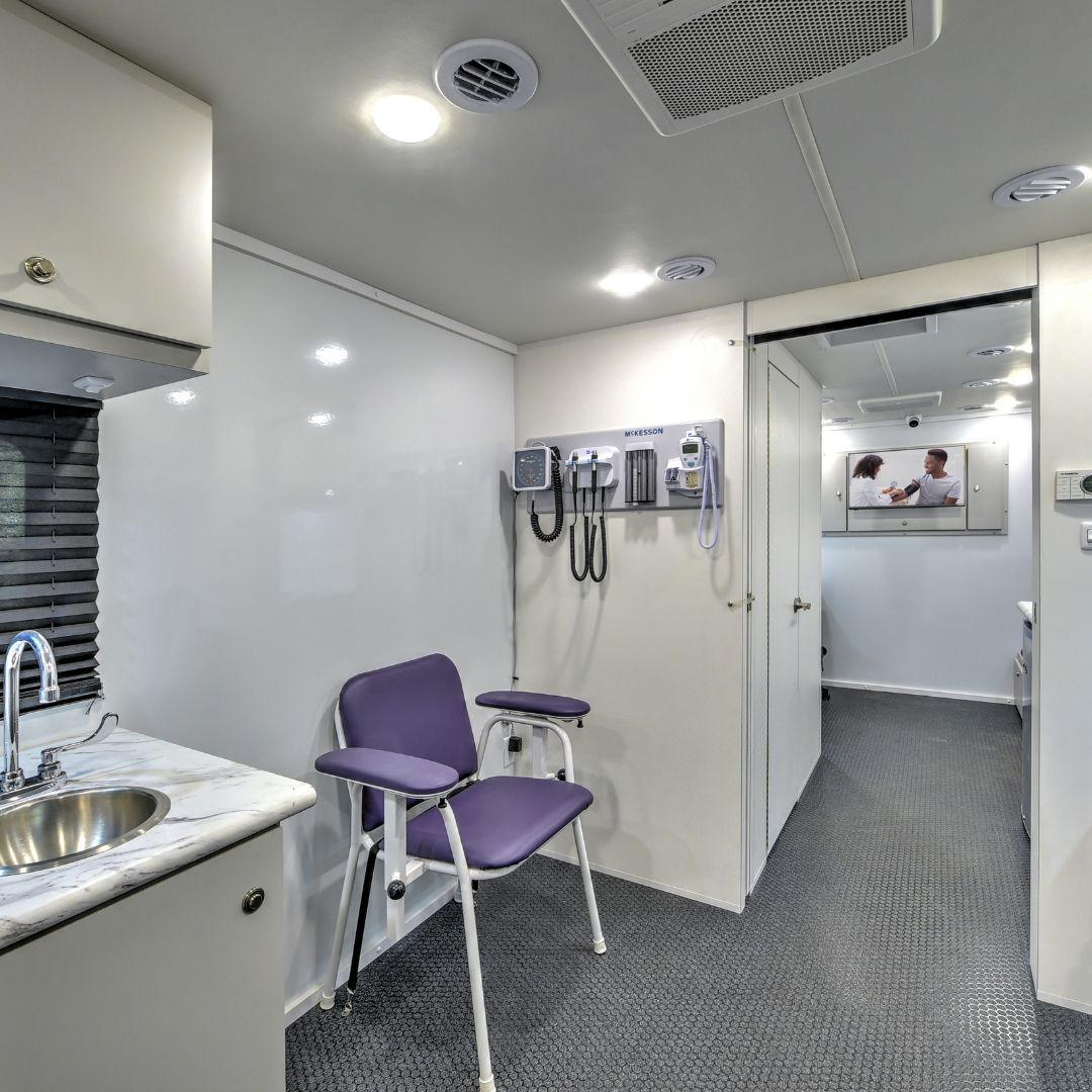 mobile medical vehicle