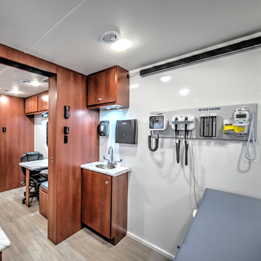 Medical area of a mobile vehicle