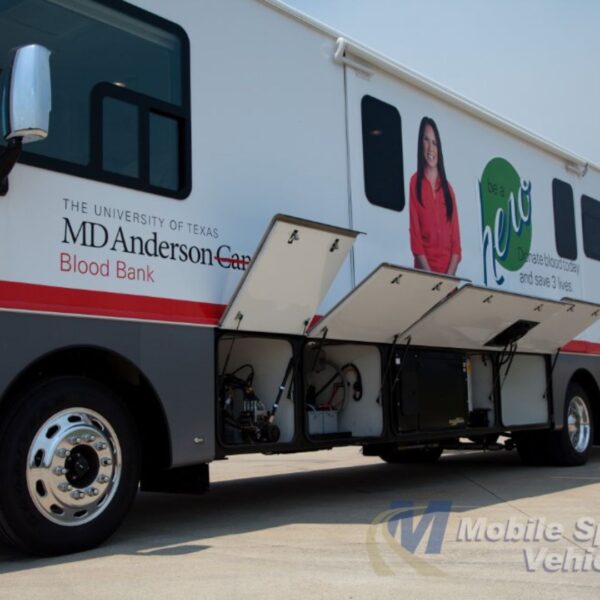 Battery and power supplies under mobile medical unit